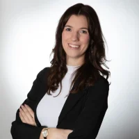 ETH, SOL, and XRP extend losses as AI-led equity selloff hits crypto risk appetite