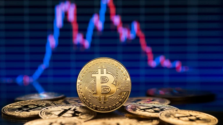 Bitcoin ETFs Log Nine Straight Outflow Days, Top $2 Billion
