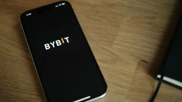 Bybit Lists XAUT Options With Orbit Markets Backing in Crypto-TradFi Push