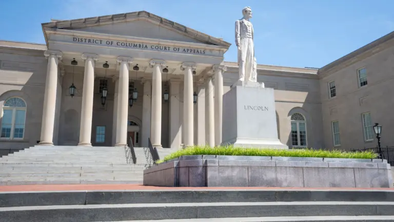 Delaware Moves to Ban Crypto Kiosks After FBI Reports $388 Million in Losses