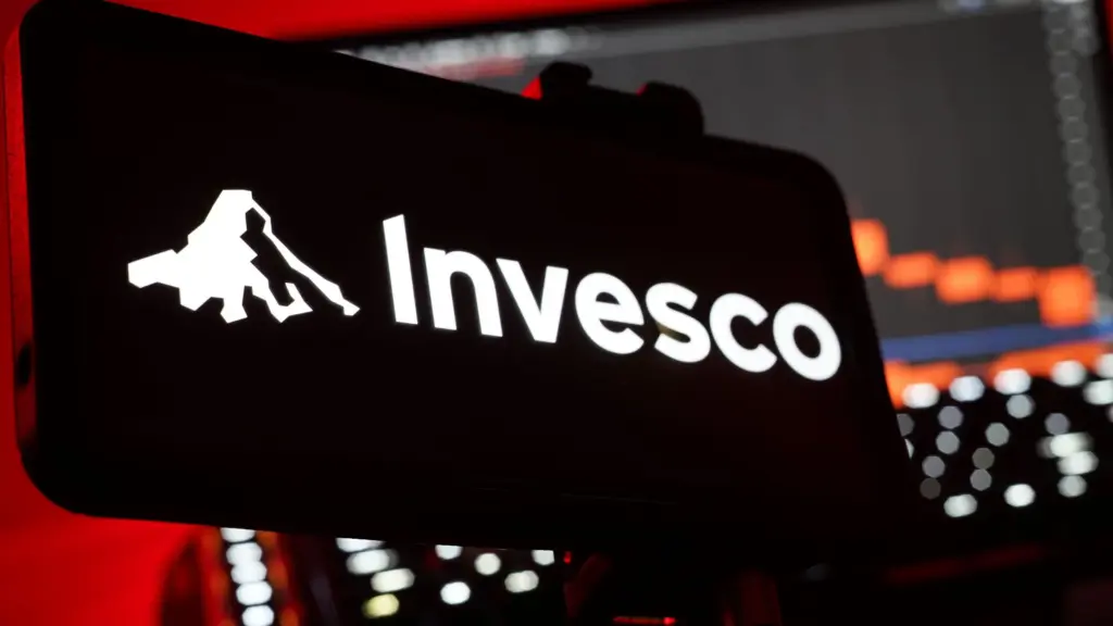 Invesco Files Tokenized Stablecoin Reserve Fund