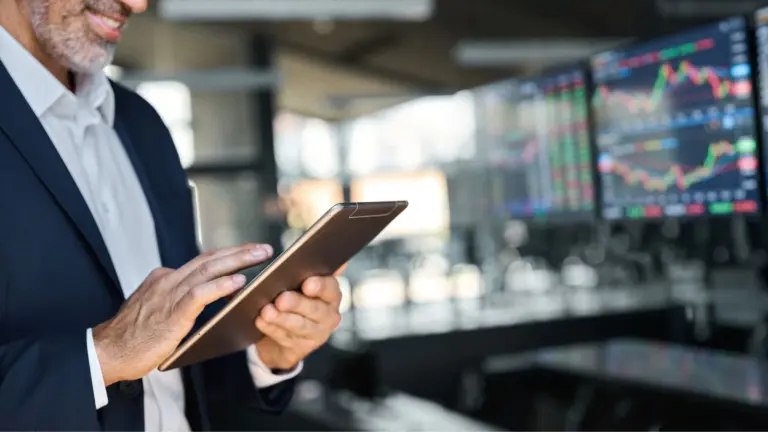 altFINS Launches AI Trade Plans for 2,000 Coins